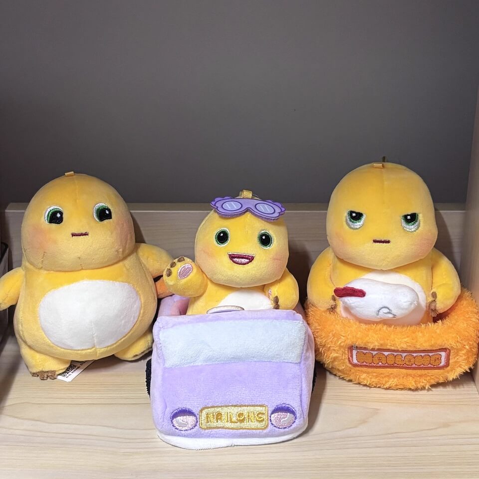 Logell NAILONG Cute Workweek Plush - 5.1"–6.3" Desk Companion for Office - Logell