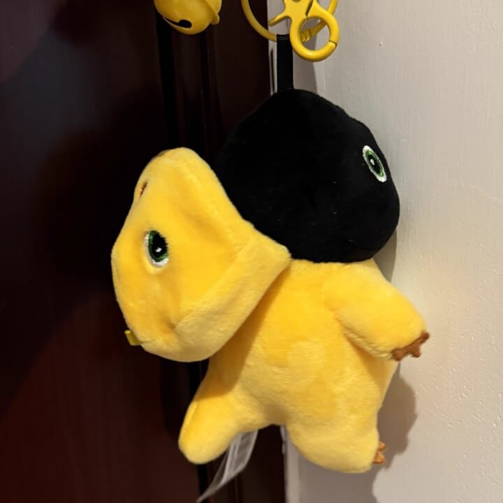 Logell Official Grumpy Dragon Plush Keychain – 13cm / 5.1in Black - Face & Beaten - Up NaiLong, Cute Backpack Charm & Gift - Logell