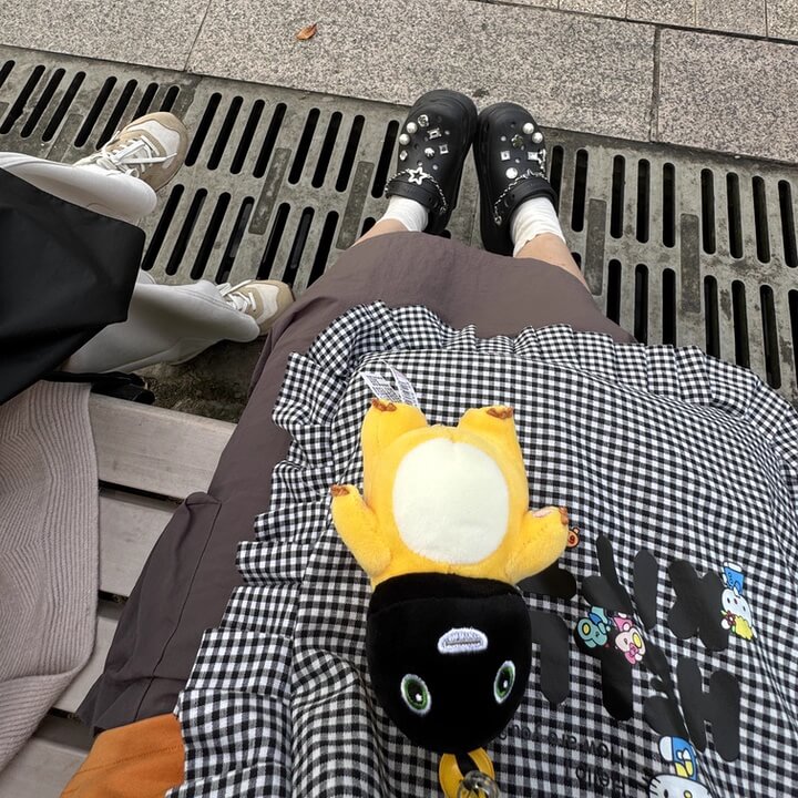 Logell Official Grumpy Dragon Plush Keychain – 13cm / 5.1in Black - Face & Beaten - Up NaiLong, Cute Backpack Charm & Gift - Logell